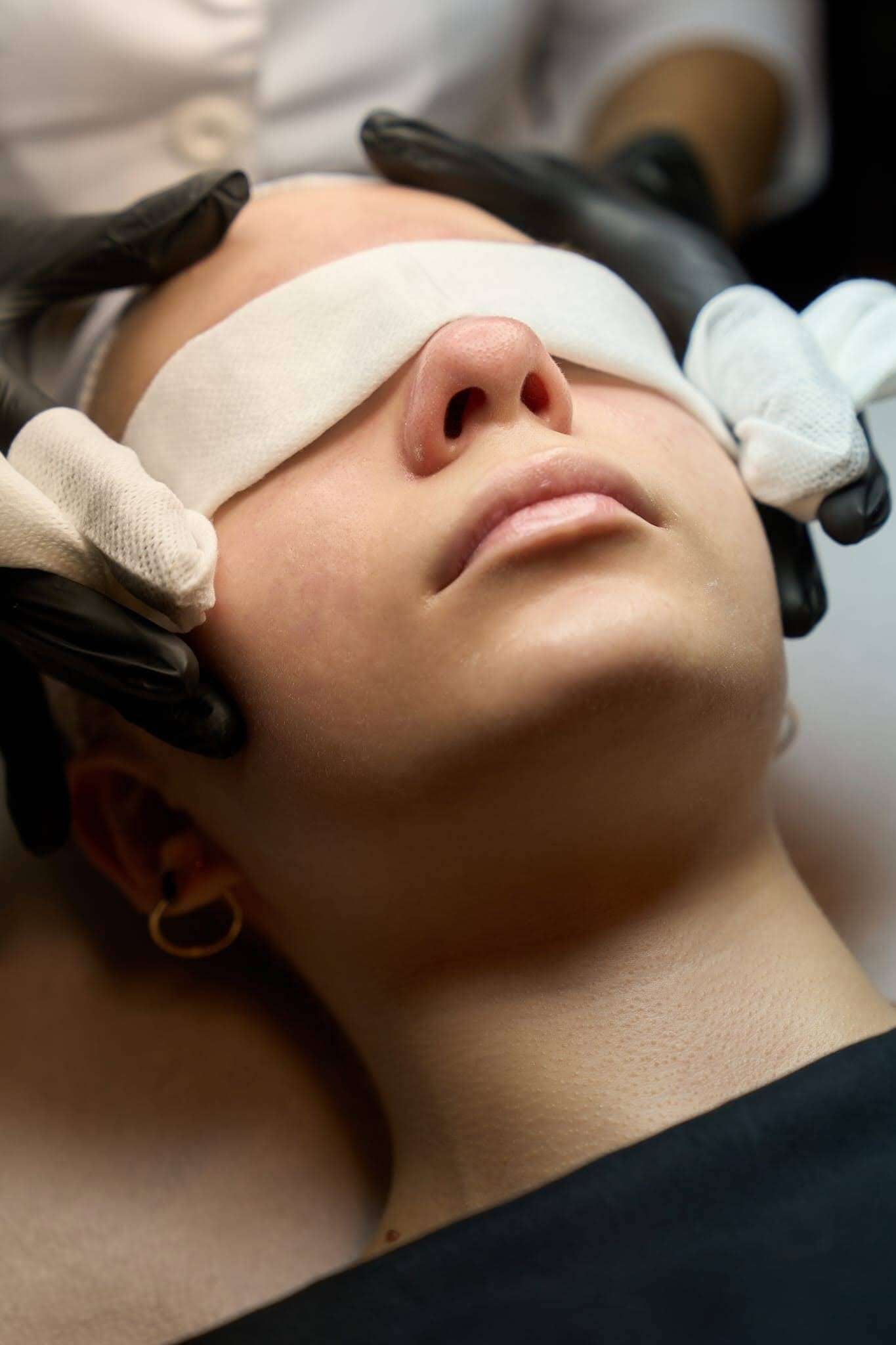 Deep Cleaning facial